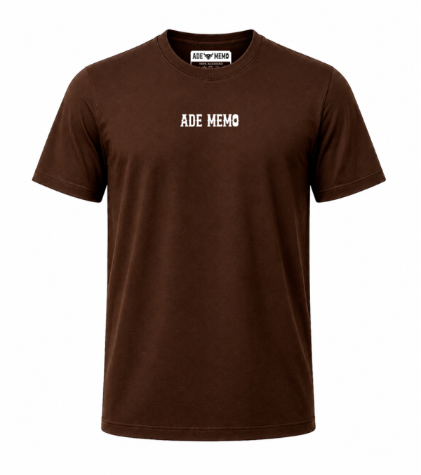 CAMISETA ADE MEMO SIGNATURE - Detalhe